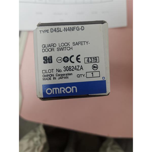 OMRON歐姆龍 光纖放大器E3NX-CA11 2M